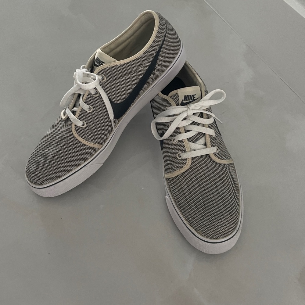 Nike Toki Low TXT Premium Sneakers Mens 11.5